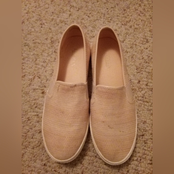 Ralph Lauren Jinny size 8B - Picture 1 of 6